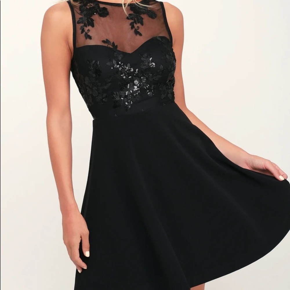 Lulu’s black sequin dress